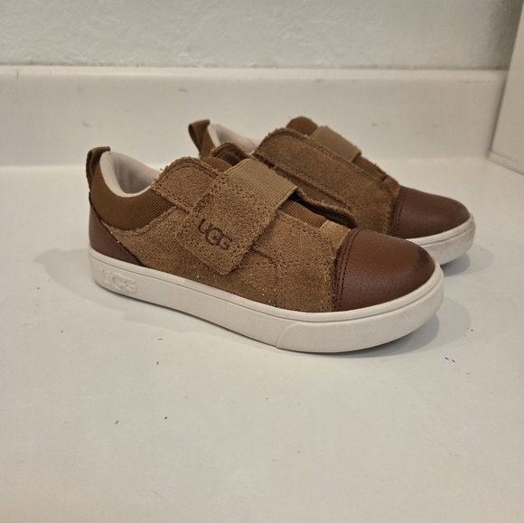 UGG RENNON LOW CHILDREN'S SNEAKERS CAMEL size 11 - Picture 1 of 10
